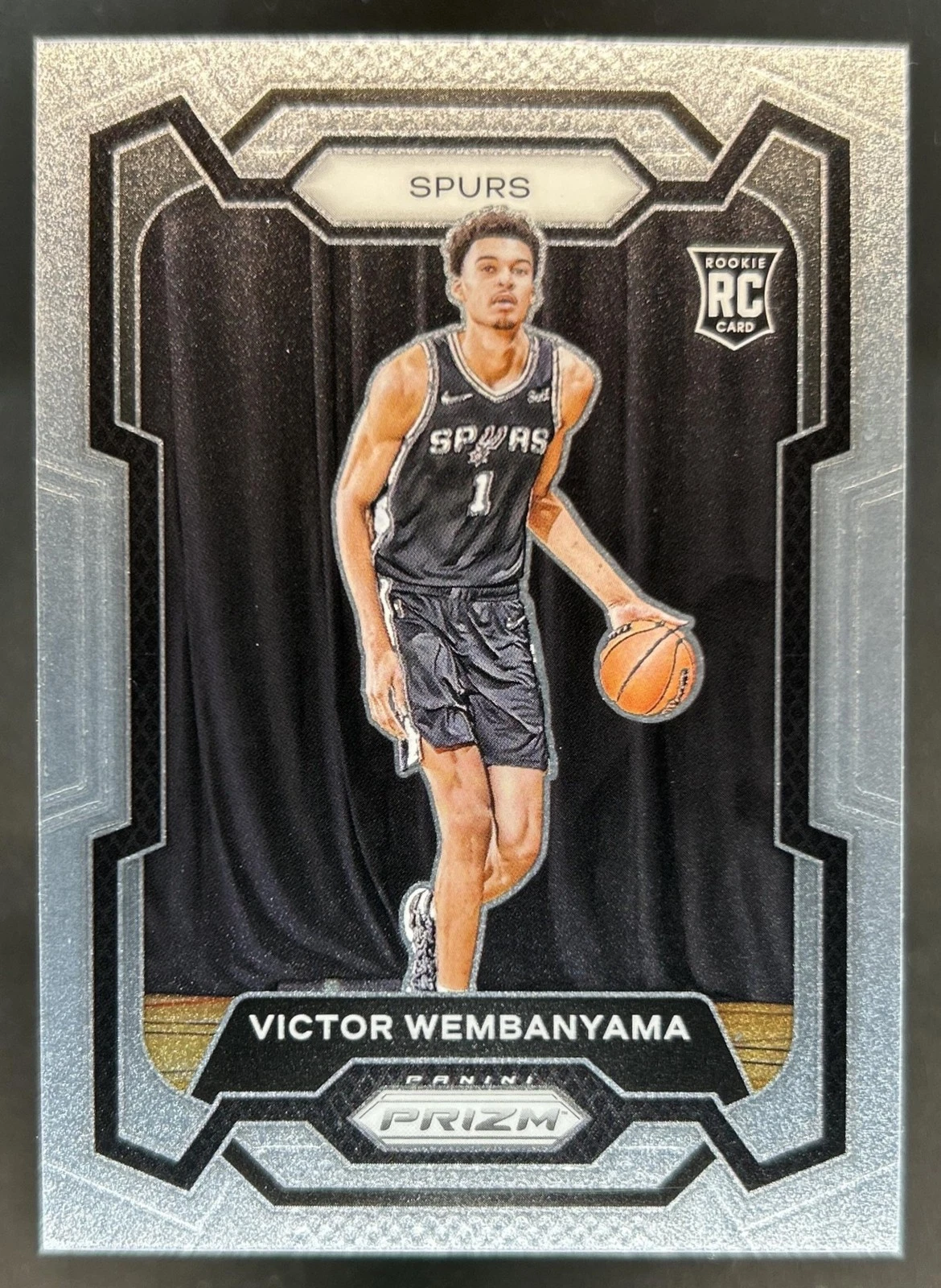 2023-24 Panini Prizm Victor Wembanyama Prizm Glitter Rookie RC #136 Spurs — $9,100, 81 bids, ending today on eBay